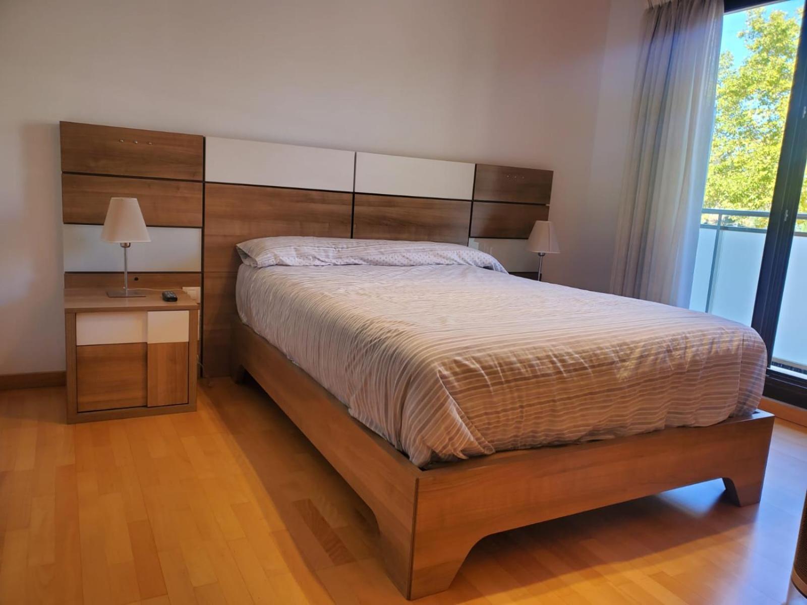 Habitacion Con Piscina Y Sauna 圣库加特德尔瓦勒斯 外观 照片