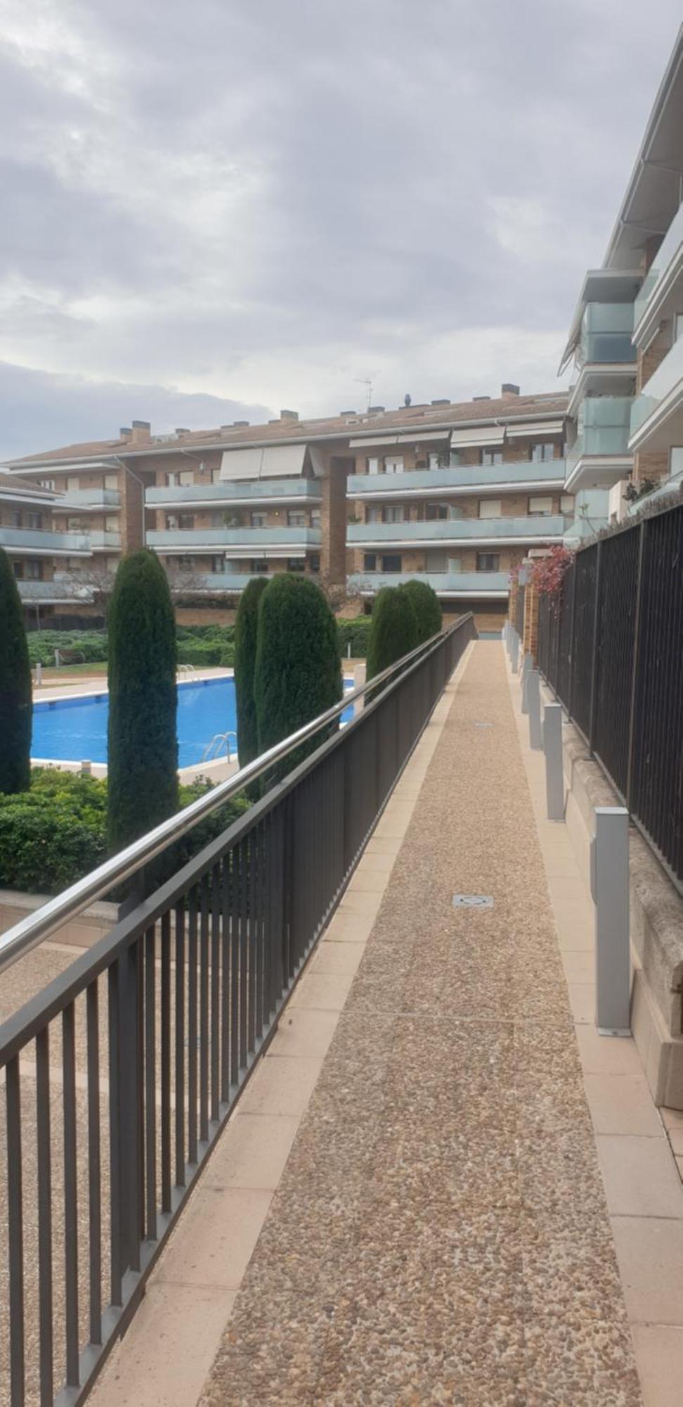Habitacion Con Piscina Y Sauna 圣库加特德尔瓦勒斯 外观 照片