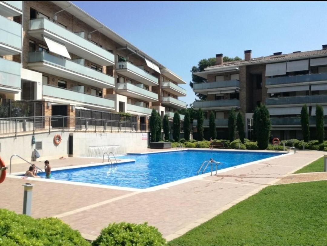 Habitacion Con Piscina Y Sauna 圣库加特德尔瓦勒斯 外观 照片